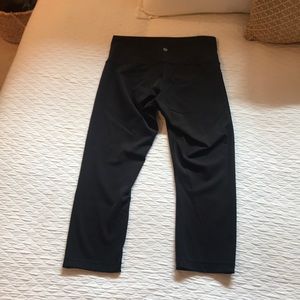 Brand new Lululemon Wunder Under Crop